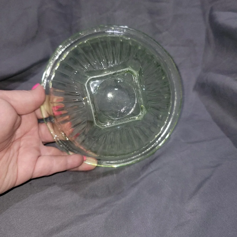 Vtg Green Vaseline Uranium Glass Turned Rim Ribbed 6 in Mixing Bowl Nesting